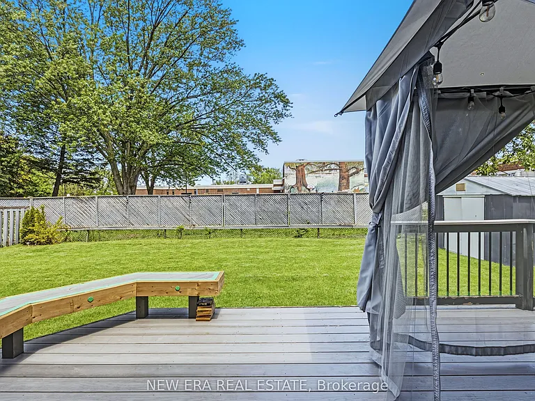 5 Shetland Cres — Photo 12