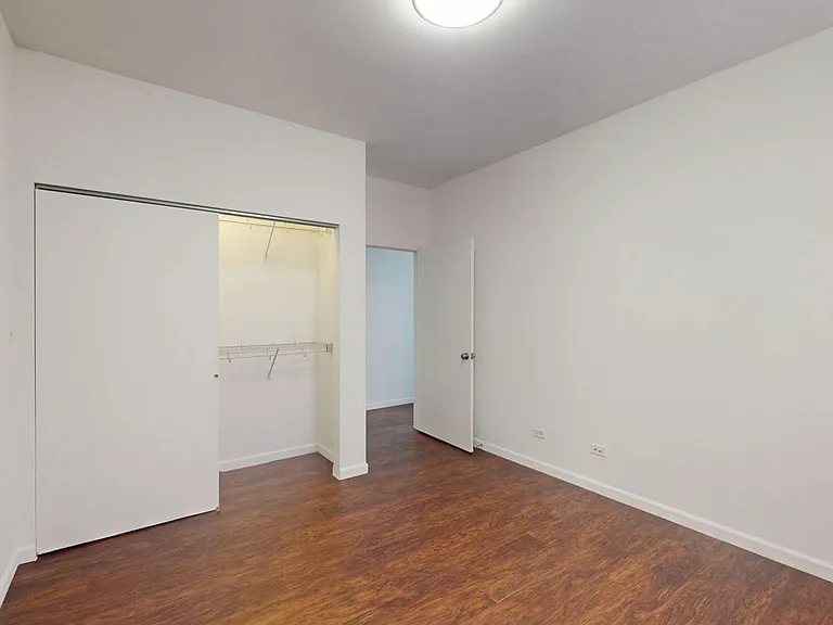 5524-5526 S. Everett Avenue — Photo 24
