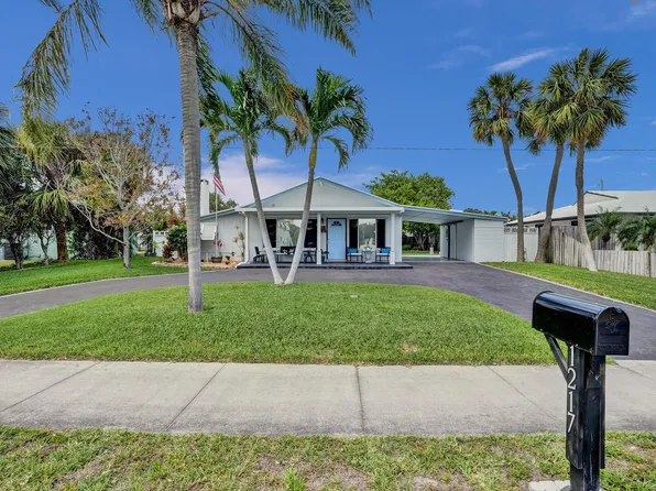 1217 S Broadway, Lantana, FL 33462