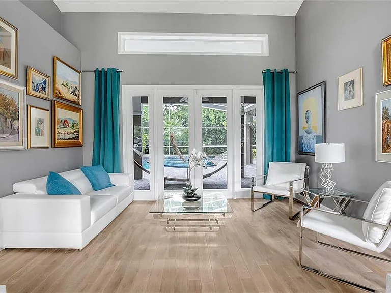8629 Great Cove Dr — Photo 3