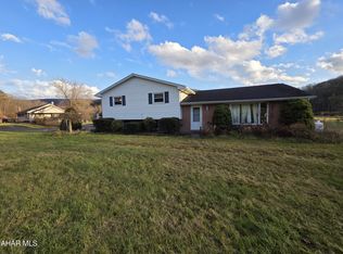 140 Swinging Bridge Rd, Hollidaysburg, PA 16648