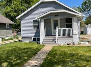 2116 Isabella St, Sioux City, IA 51103
