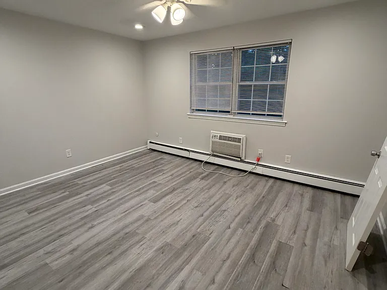 Bedroom #1