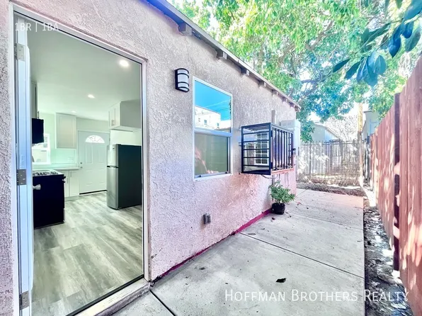 420 N Sierra Bonita Ave #1/4, Los Angeles, CA 90036