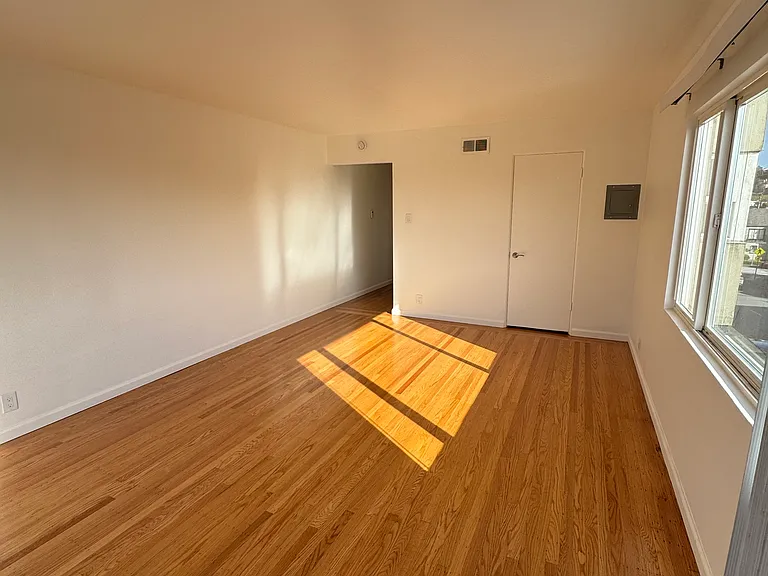 111 Fowler Ave #3 — Photo 14