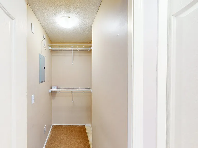 8 Bridlecrest Dr SW #2304 — Photo 7