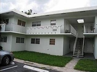 8200 SW 72nd St, Miami, FL 33143