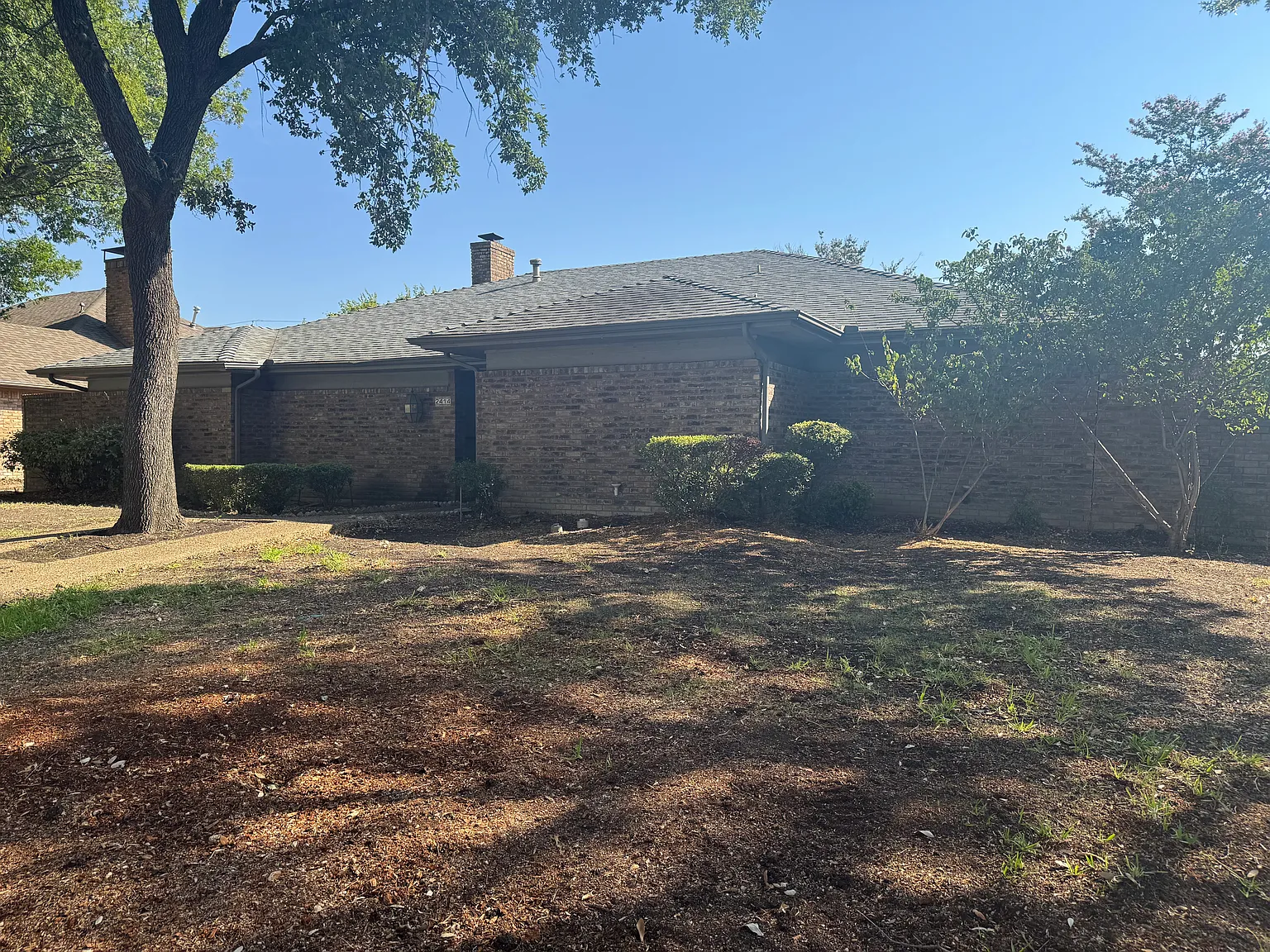 3 bed, 2043 sqft, $2,495 — Photo 2