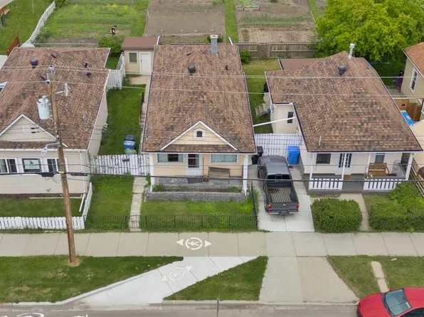 804 S McDougall Rd NE, Calgary, AB T2E 5A3