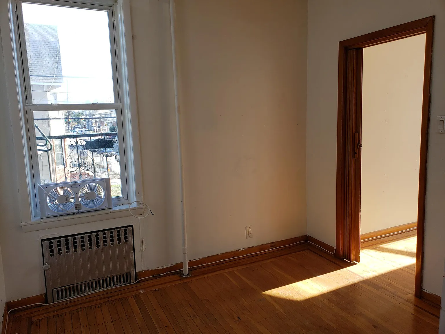 1 bed, 550 sqft, $1,400 — Photo 4