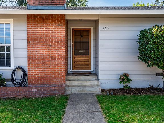3rd image of 135 Mae Street
