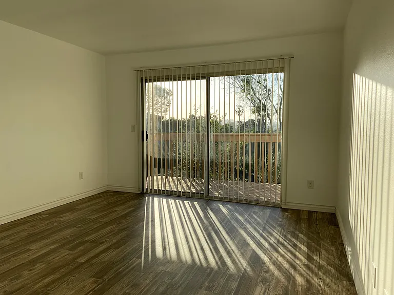 8557 Lemon Ave #9 — Photo 4