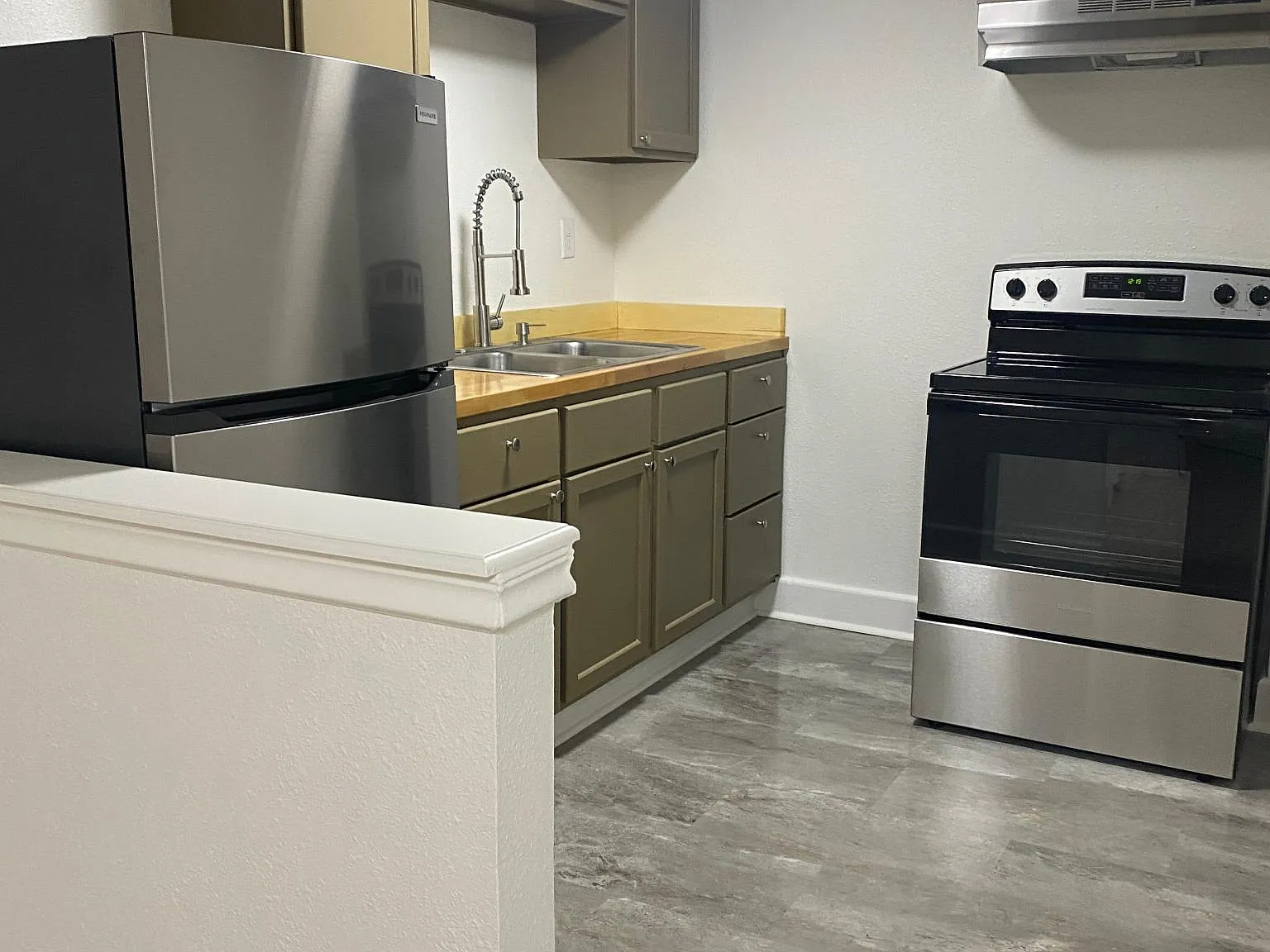 1 bed, 450 sqft, $725 — Photo 3