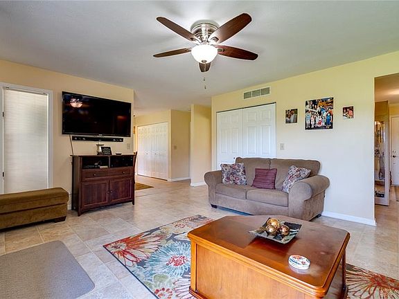 5th image of 9378 Taylorsville Rd
