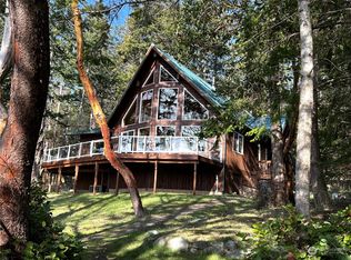 949 Chinook Way, Anacortes, WA 98221