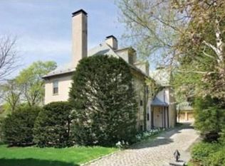 33 Edgehill Rd, Brookline, MA 02445