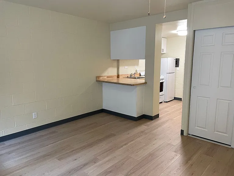 Olive Terrace Apartments — Photo 13