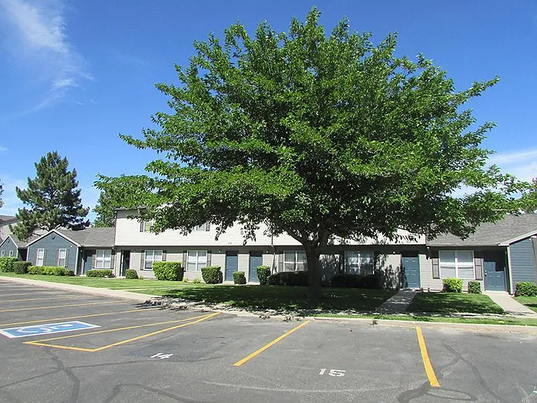 Mulberry Park Apartments — Photo 21