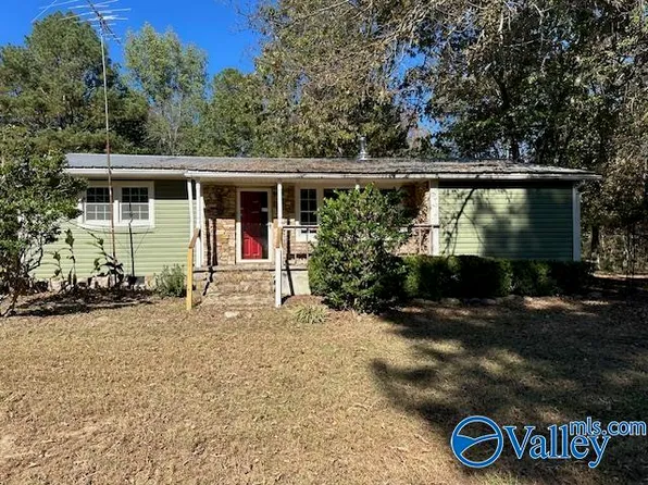 255 Bailey Chapel Rd, Rainsville, AL 35986