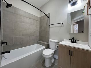 2249 W Cermak Rd #2F, Chicago, IL 60608