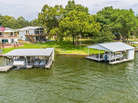 3rd image of 315 Granite Shoals Ln