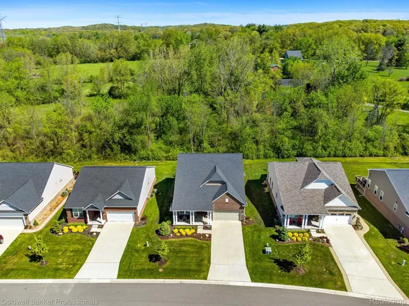 4052 Ashdale Way, Clarkston, MI 48348