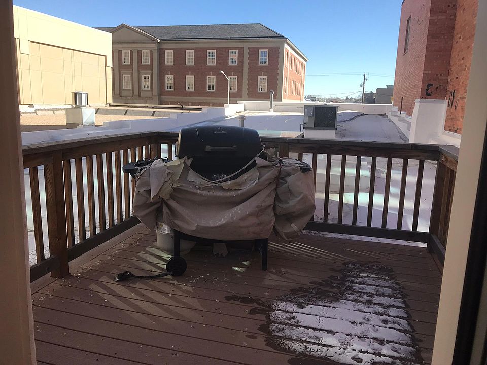 Deck & Barbeque