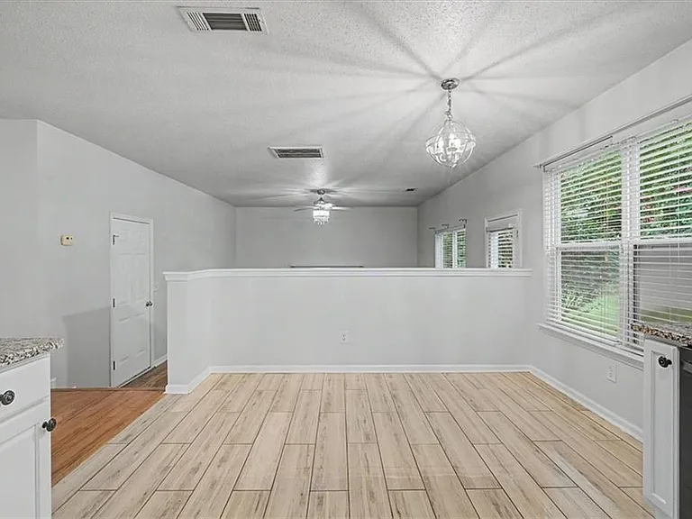 1025 Balsam Wood Trl — Photo 15