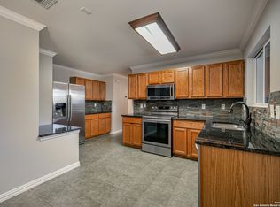 108 Crest Blf, Cibolo, TX 78108