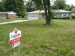 6119 Broadmoor Plz photo 1