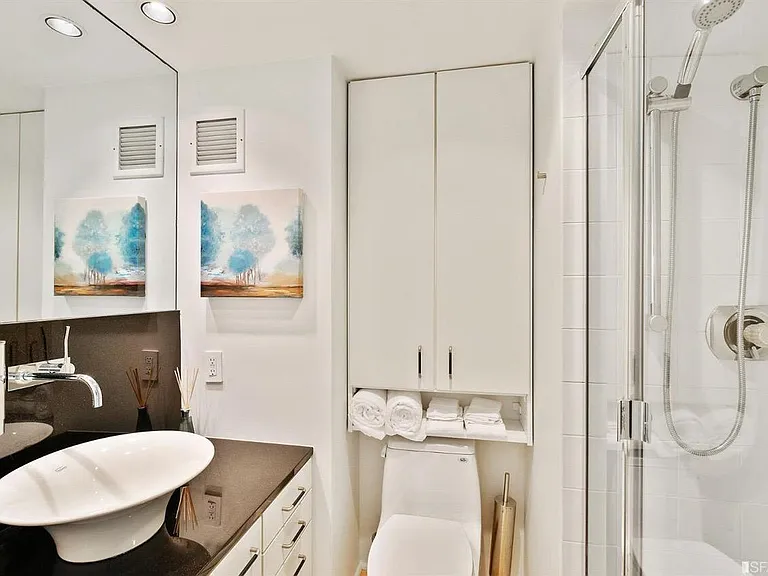 2040 Franklin St #1207 — Photo 12