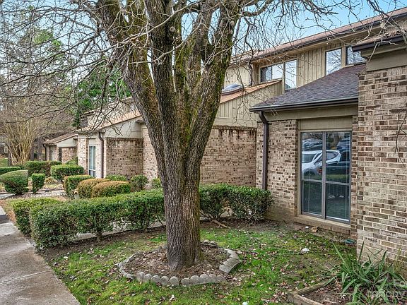 4th image of 7922 Charter Oak Ln