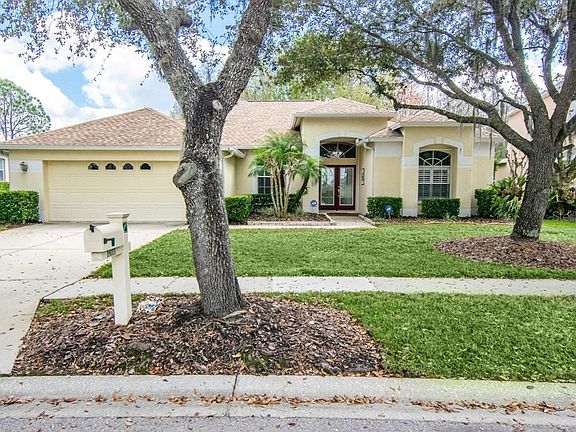 4th image of 18113 Heron Walk Dr