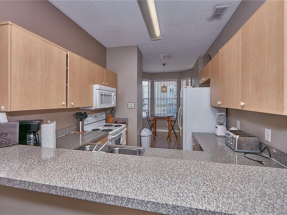 5th image of 1205 S Beach Cir #1205