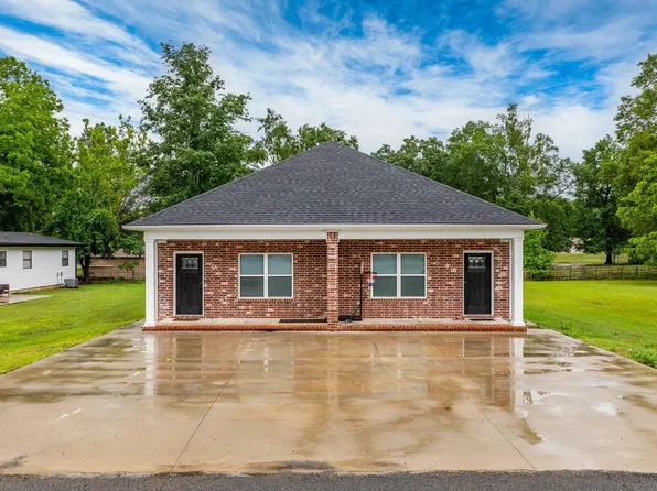 1 Park St #A & B, Mayflower, AR 72106