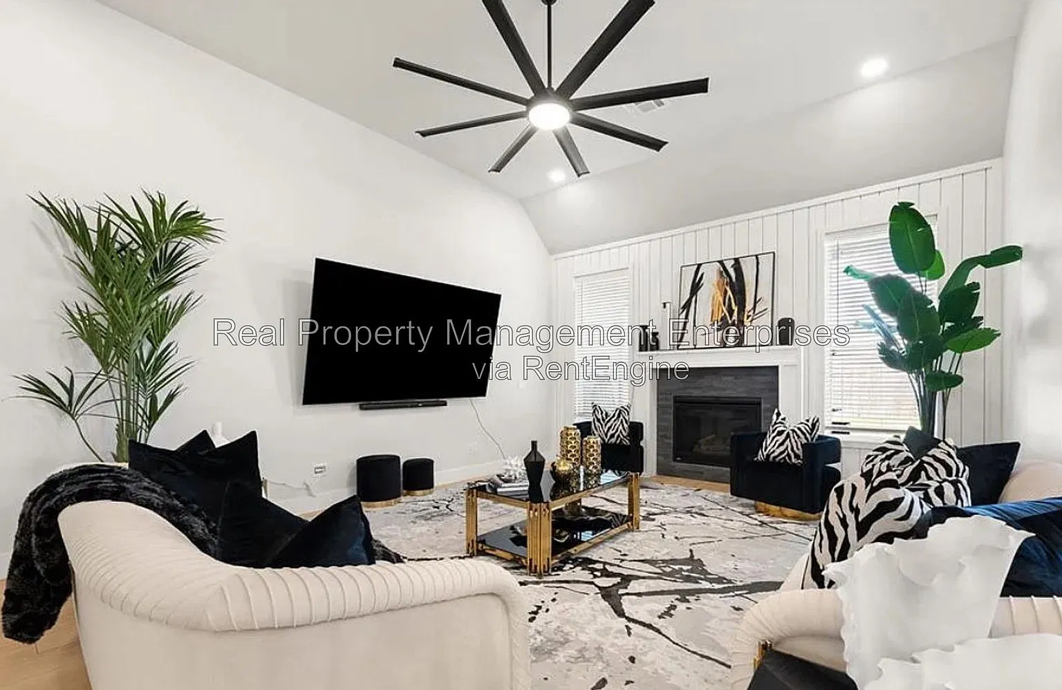 4 bed, 3.0 bath, 2359 sqft, $2,800 — Photo 3