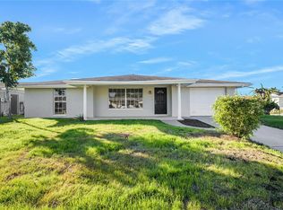 7014 Coral Reef Dr, Port Richey, FL 34668