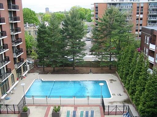 2nd image of 50 Longwood Ave APT 616