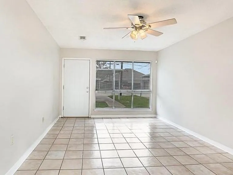 1975 Brightside Dr — Photo 5