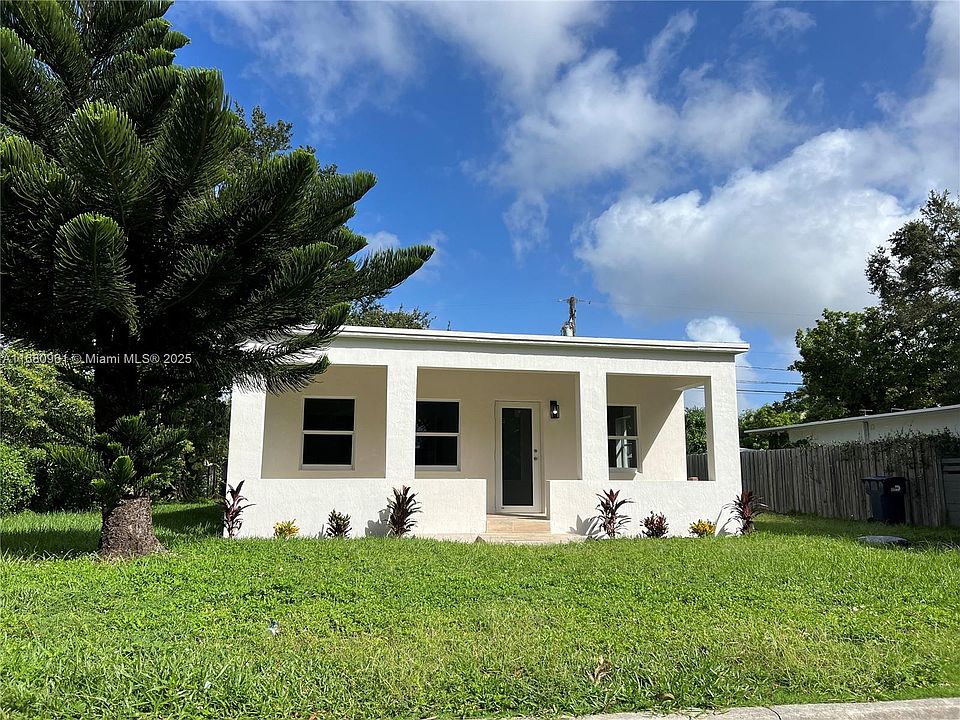 Teru✕4 5931 Clover Manor Way, Sacramento, CA 95824 | Redfin