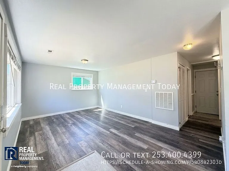 3333 Ward Ave — Photo 8