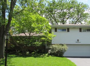 37 W Rand Rd, Villa Park, IL 60181