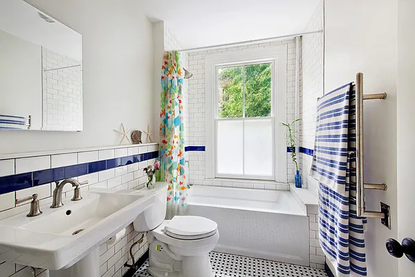 Rented by Stribling | media 34