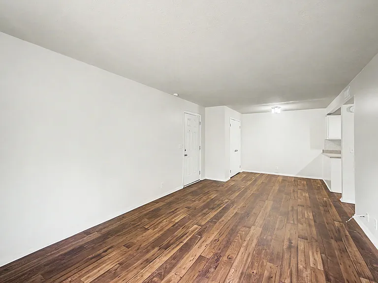 709 Ashlawn Pl — Photo 14