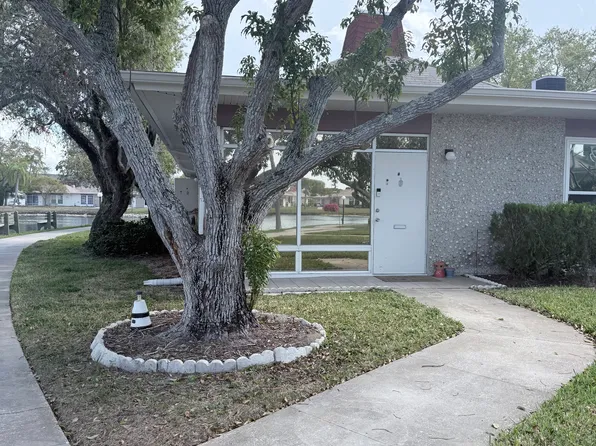 4318 Tahitian Gardens Cir APT H, Holiday, FL 34691