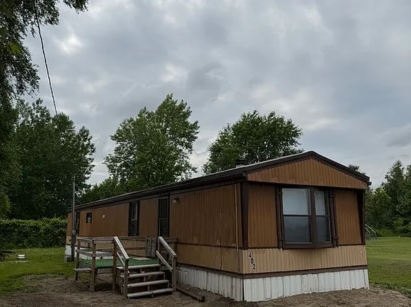 4966 Bush Rd, Saint Louis, MI 48880