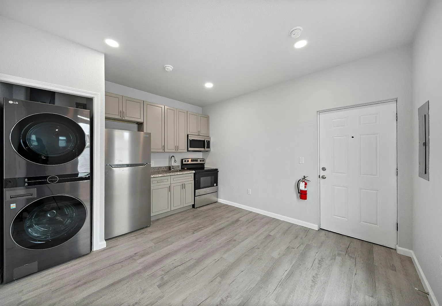 2815 Church Street, Unit G — Photo 3