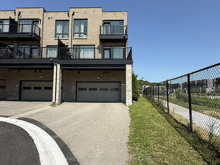 31 Breyworth Rd — Photo 2