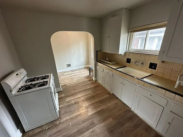 2 bed, 1.0 bath, 1000 sqft, $1,150 — Photo 4