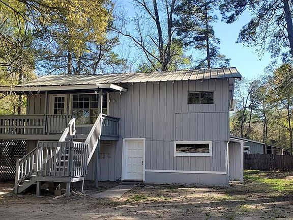 3rd image of 5816 Pinehurst Dr